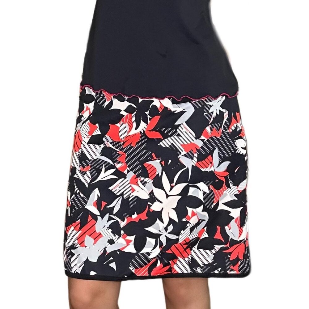 TAIL WOMENS RED FLORAL SKORT